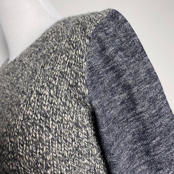 Roots Canada Cabin Collection crew sweater - Picture 4 of 9